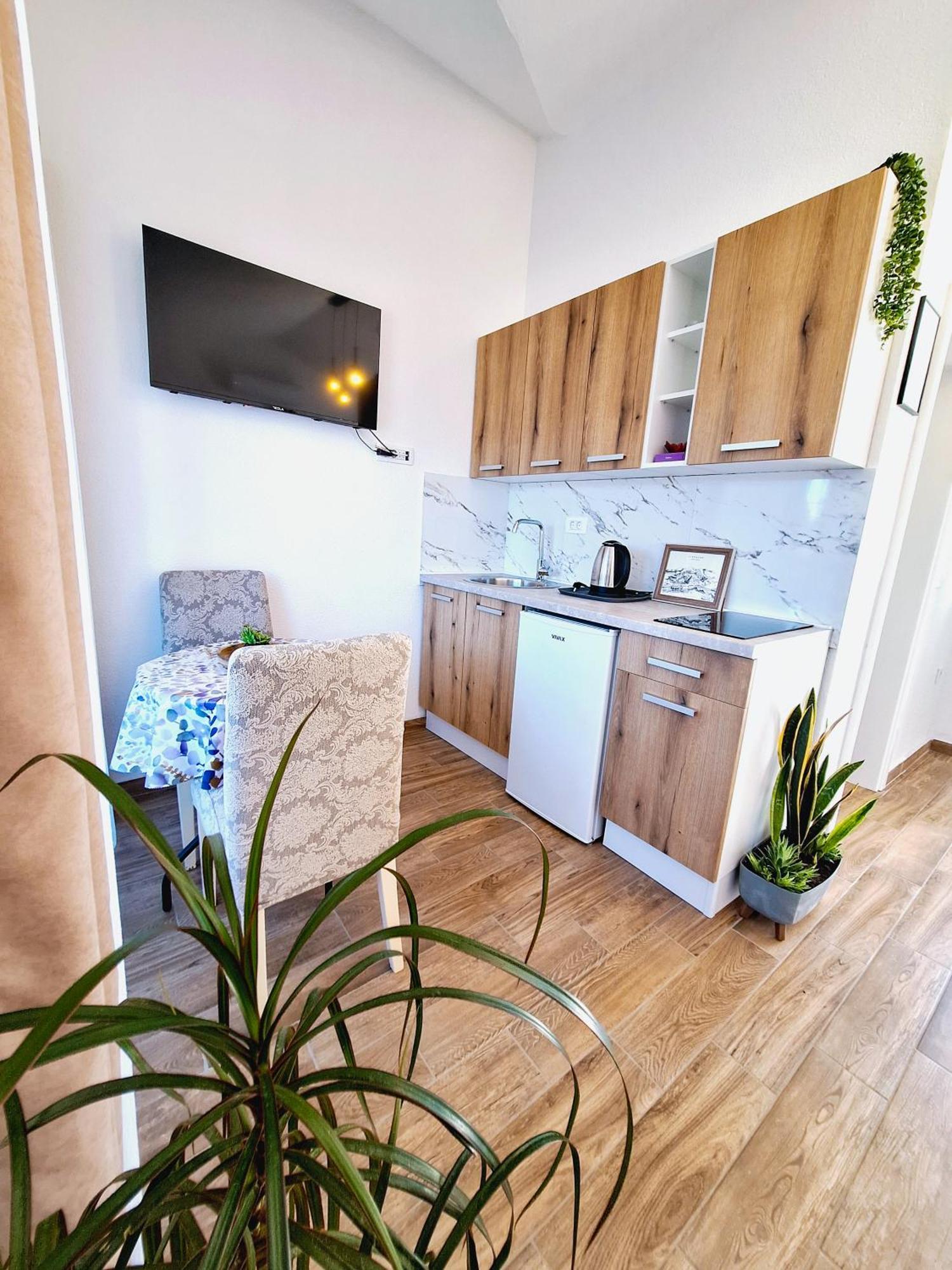 Sunny Side Apartments Rijeka Crnojevića 외부 사진